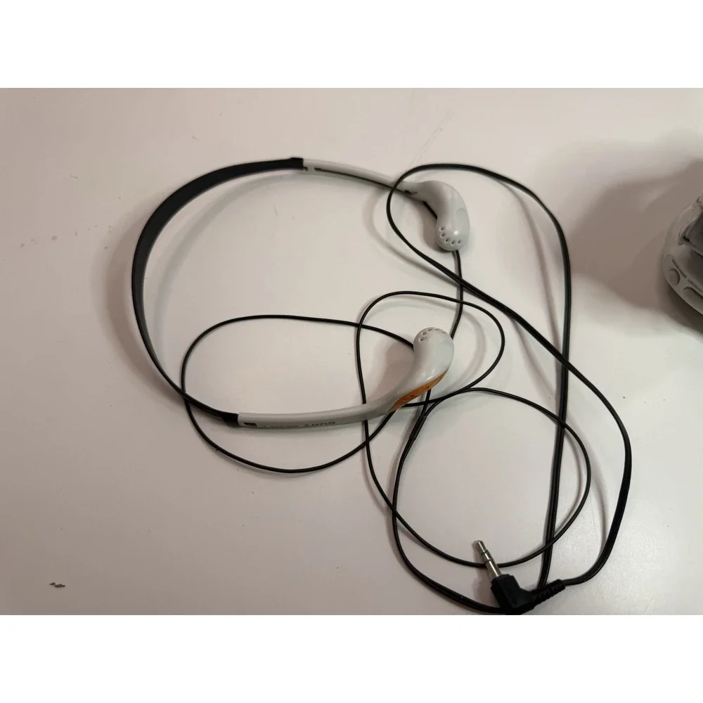 Sony SRF-M80V Sports AM/FM/TV/Weather Radio – Tested & Working (D1)